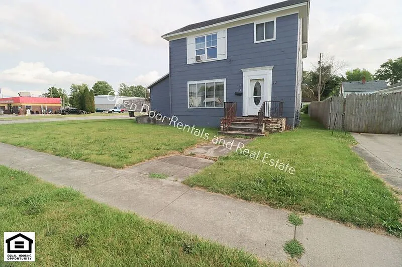 202 W Main St #1