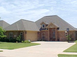 1906 W Morter Pl, Rogers, AR 72756