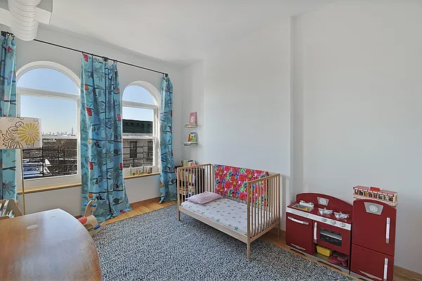 Sold by Corcoran | media 15