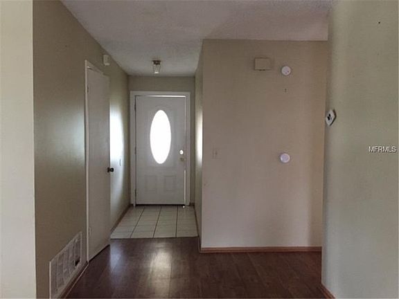 2nd image of 912 Turtle Mound Dr