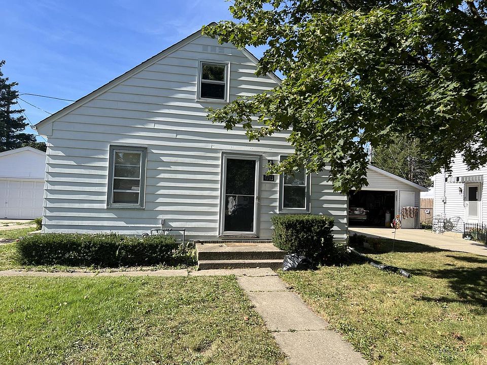 1st image of 4703 West Montrose AVENUE