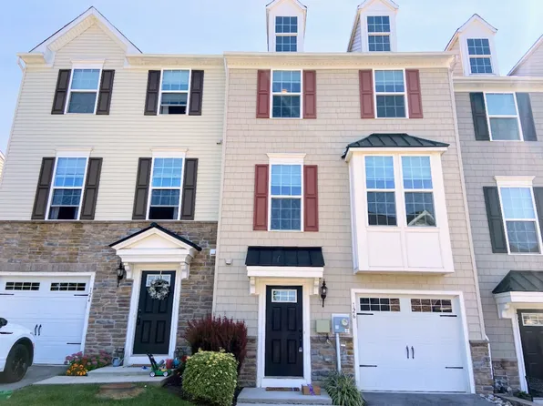 126 Cricket Dr, Malvern, PA 19355