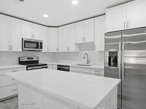2nd image of 118 Connie Ave