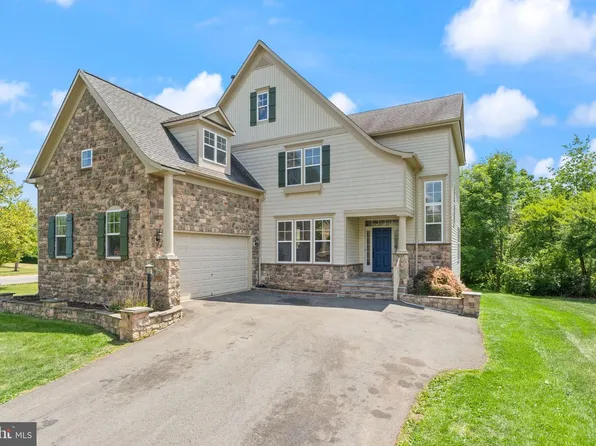 12850 Victory Lakes Loop, Bristow, VA 20136
