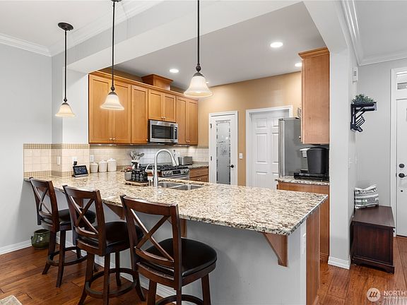 4th image of 12727 Adair Creek Way NE