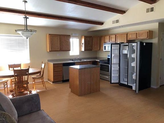 3rd image of 690 N 15th Pl W