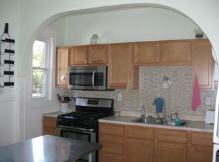 314 W Mineral St, Milwaukee, WI 53204