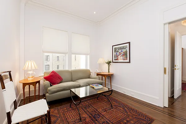 Sold by Nest Seekers International | media 19