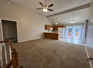3003 Eagle Ridge Dr, Platte City, MO 64079