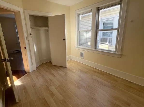 128 Poningo St Floor 2, Pt Chester, NY 10573