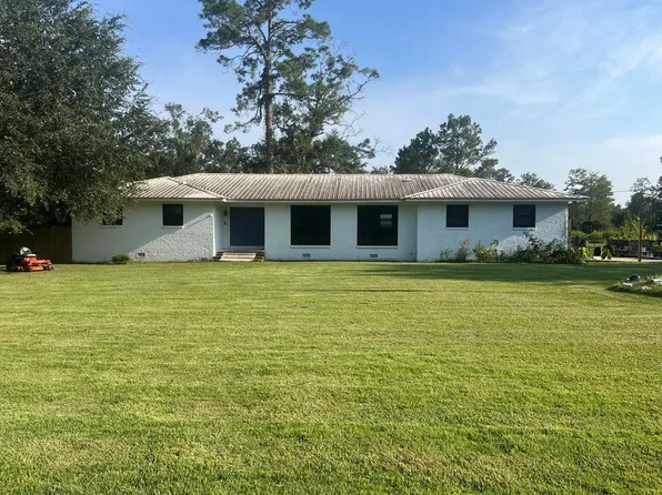 7670 E County Road 8 Rd, Gordon, AL 36343