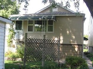 627 119th St, Whiting, IN 46394