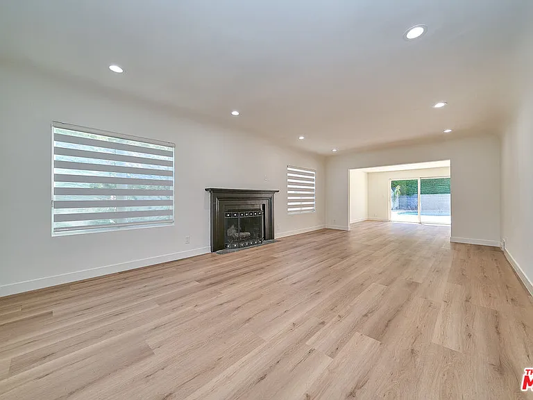 347 S Highland Ave — Photo 6