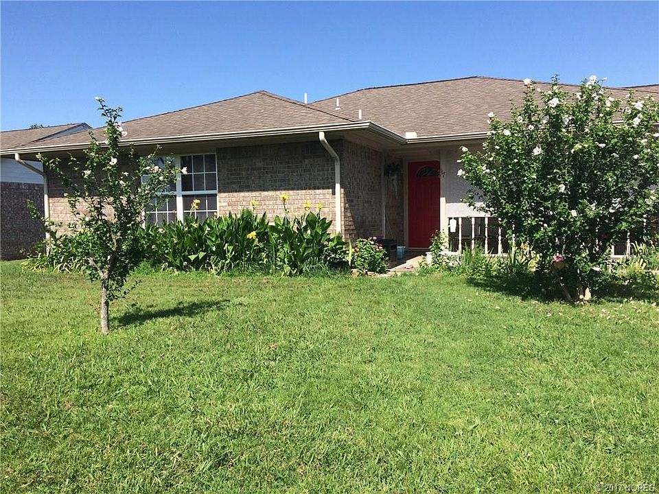1st image of 117 Chukker Dr