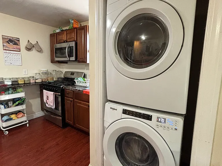 398 Bennington St #2 — Photo 5