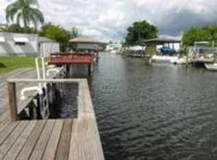 29 Nancy Ln, Fort Myers Beach, FL 33931