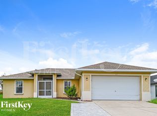 317 NE 9th St, Cape Coral, FL 33909