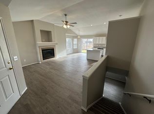 403 W Ellis Ct, Andover, KS 67002