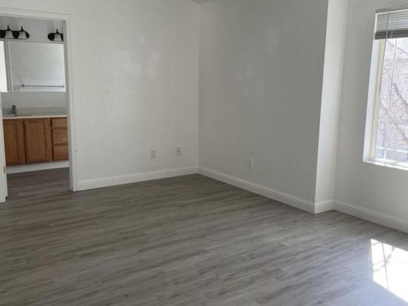 reno-nevada-66464207 picture