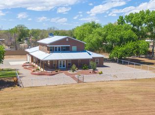 2560 Green Dr, Bosque Farms, NM 87068