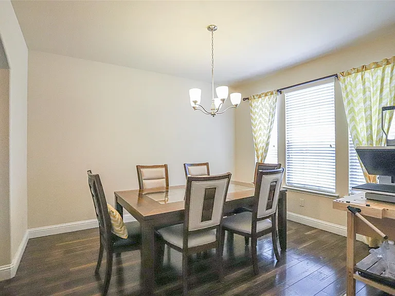 2182 Liriope Ln — Photo 6