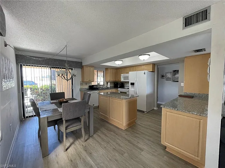 3722 SE 12th Ave #F1 — Photo 13
