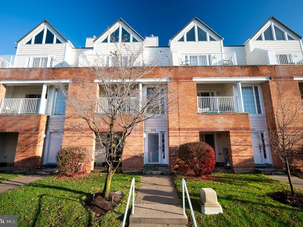 203 Christina Lndg, Wilmington, DE 19801