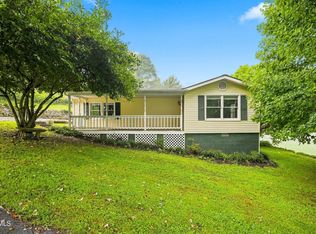 1301 Sorrenta Rd, Big Stone Gap, VA 24219