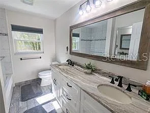 3070 Gulf Gate Dr — Photo 14