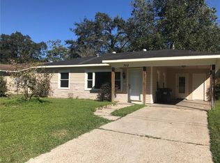 700 Townsend Cir, Chickasaw, AL 36611