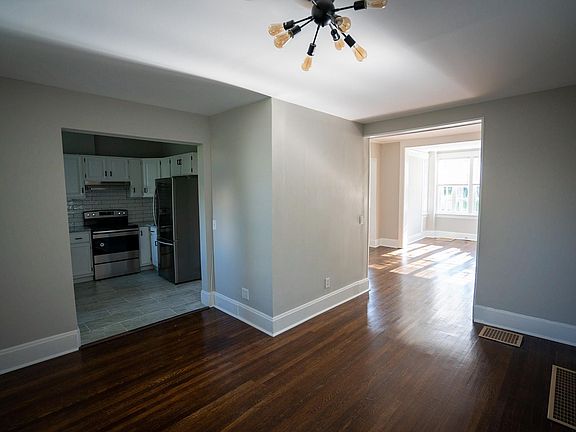 5th image of 6342 Savannah Ave