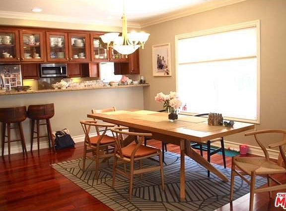 5th image of 1920 Malcolm Ave Unit 102