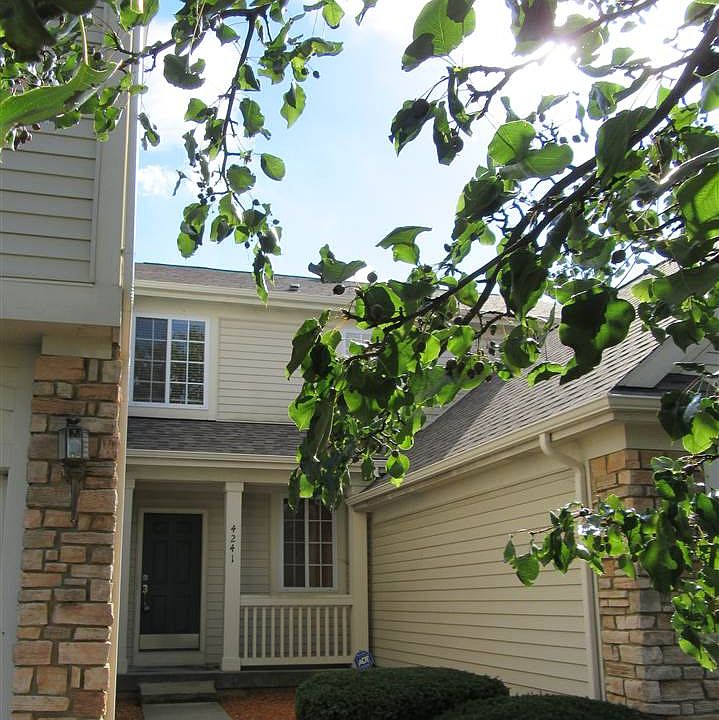 1st image of 4241 Sparrow Hawk Dr