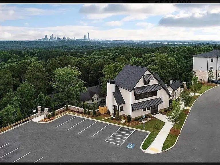 2438A Figaro Dr — Photo 40