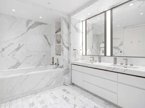 70 Vestry Street image 9 of 13