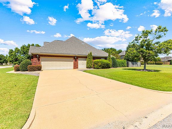 2nd image of 8497 Rockbridge Cir