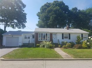 160 Selma St, Cranston, RI 02920