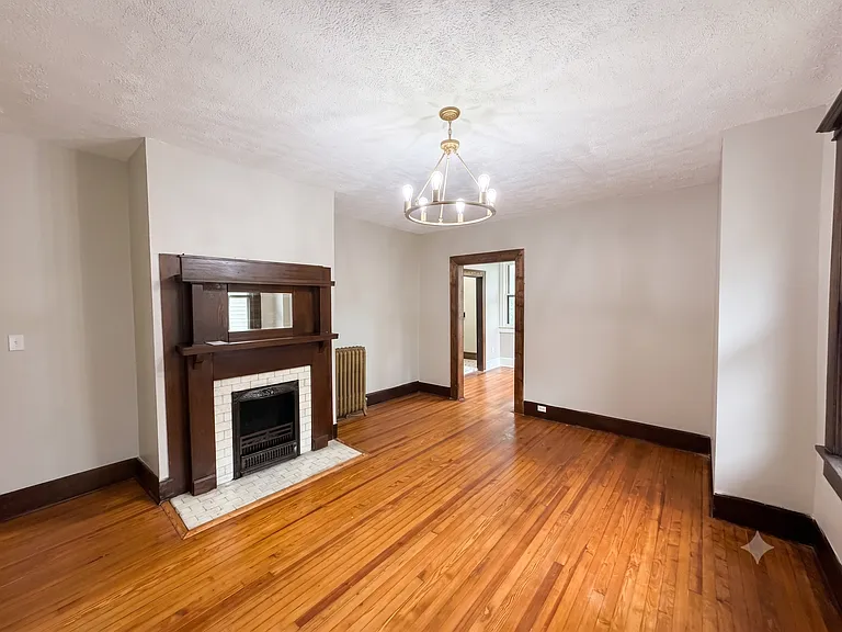 1258 Agnes Pl — Photo 11