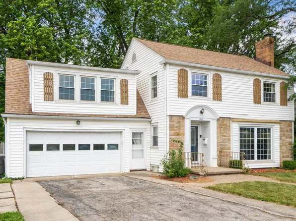 1501 Randallia Dr, Fort Wayne, IN 46805