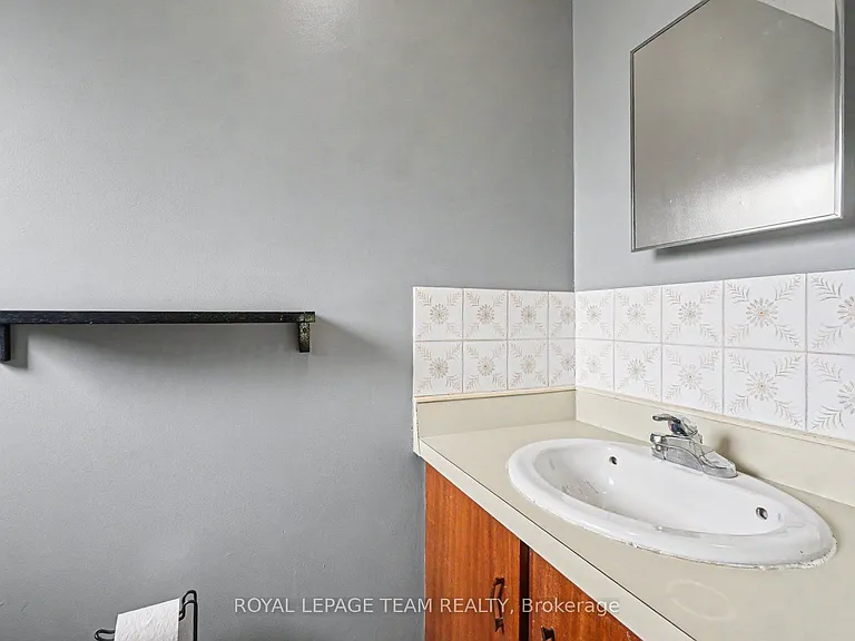 5123 Spratt Rd — Photo 7