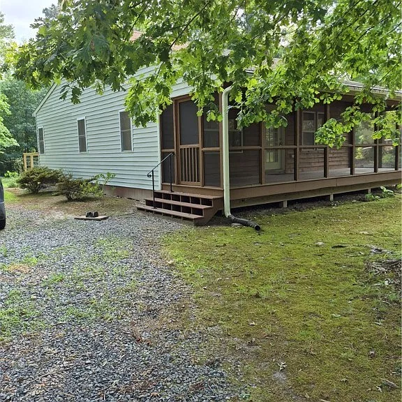 15731 Cooks Mill Rd — Photo 1