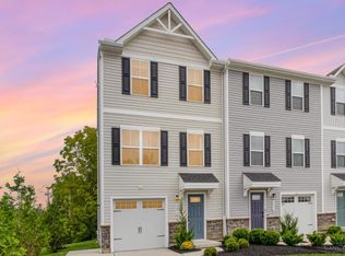 9872 Dunlap Dr, Cincinnati, OH 45251