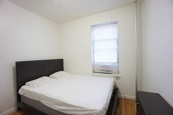 Rented by Compass | media 26