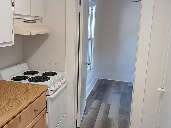 5th image of 423 S Palmetto Ave APT 9