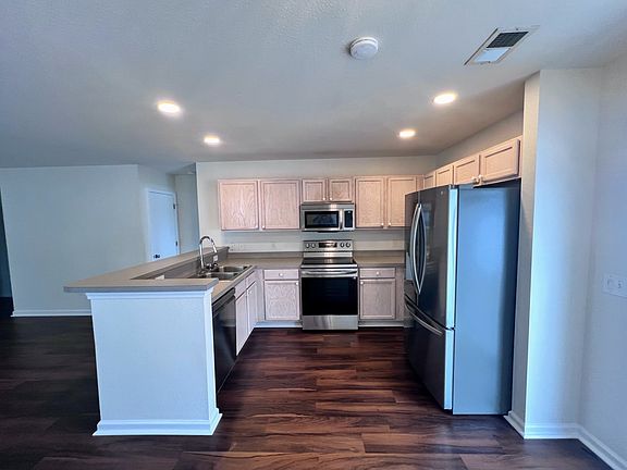 1108 Stoney falls Kitchen_07102024