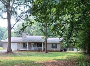 200 Dixie Trl, Covington, GA 30014