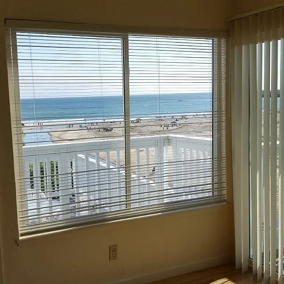 1114 E Cliff Dr #6 — Photo 17