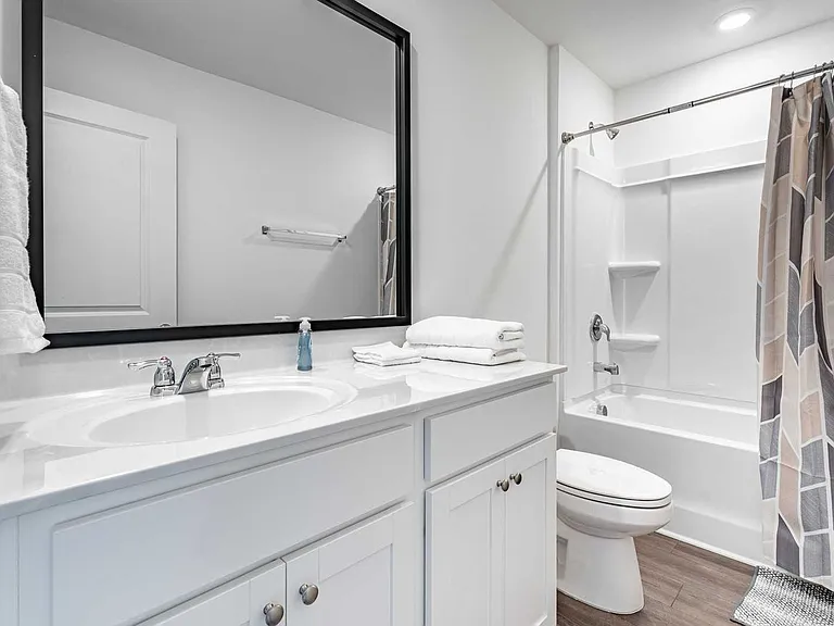 8317 Hunters Grove Rd — Photo 22