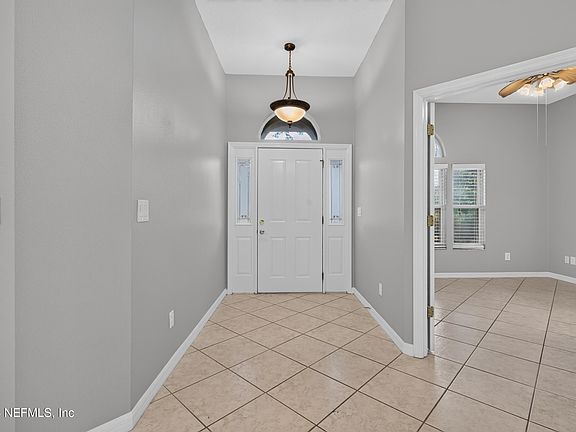 2nd image of 3345 KINGS Road S