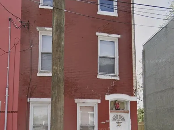 2028 W Oxford St, Philadelphia, PA 19121